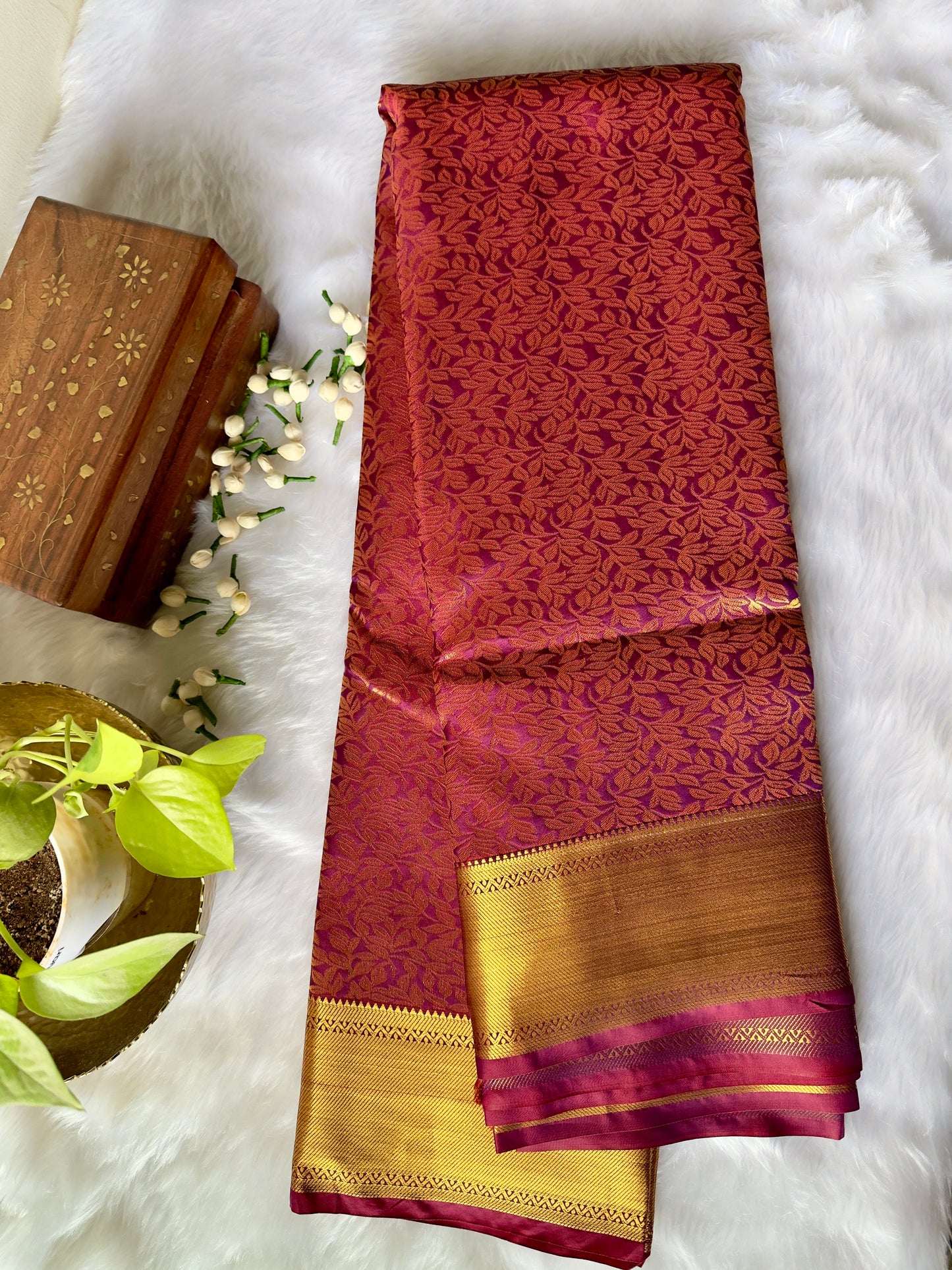 MAROON SILK SAREE WITH FLORAL & LEAF BUTTAS
