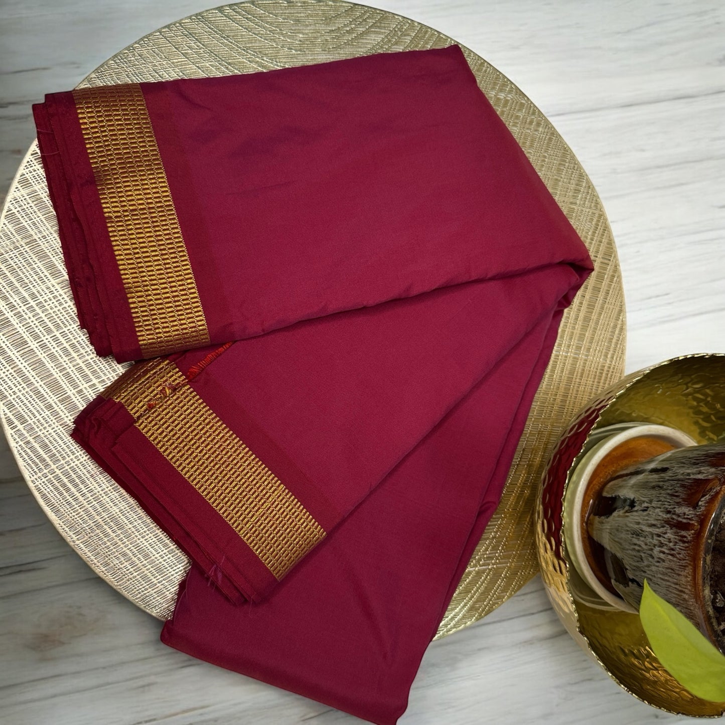SILK SAREE – PINK WITH SMALL SINGLE GOLDEN ZARI BORDER & SOLID BODY PATTERN