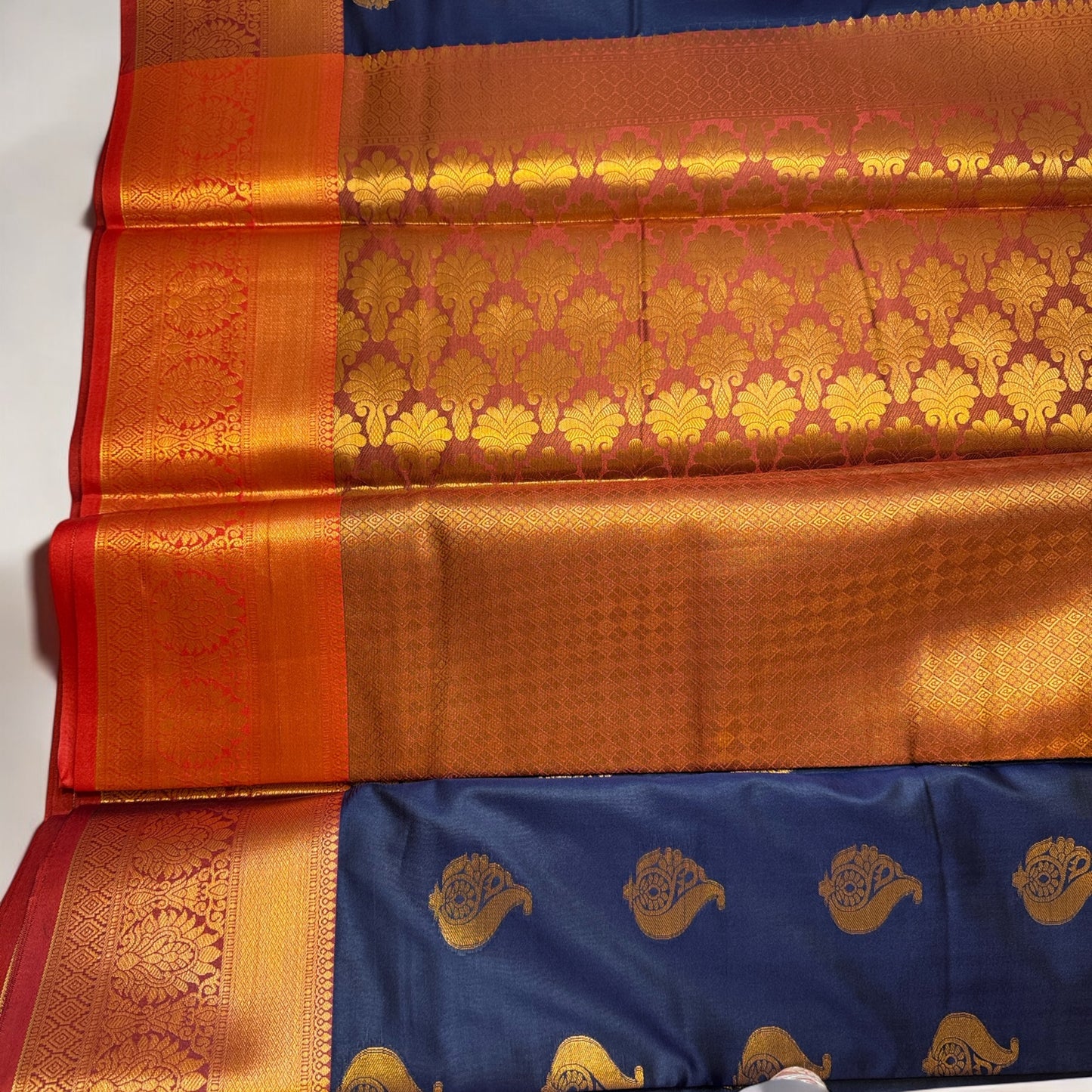 SILK SAREE – DARK VIOLET WITH MEDIUM DESIGN BUTTA AND GOLDEN ORANGE MEDIUM BORDER