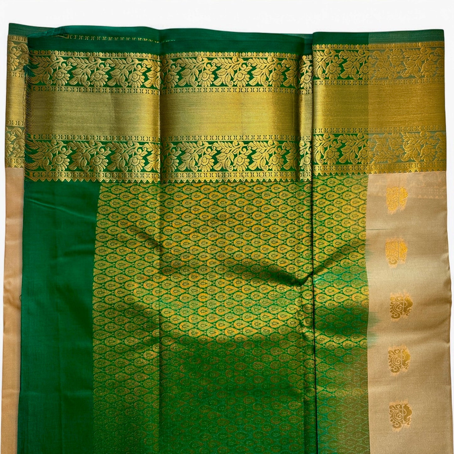 SILK SAREE – OFFWHITE WITH PEACOCK BUTTA AND GREEN-GOLDEN BIG BORDER