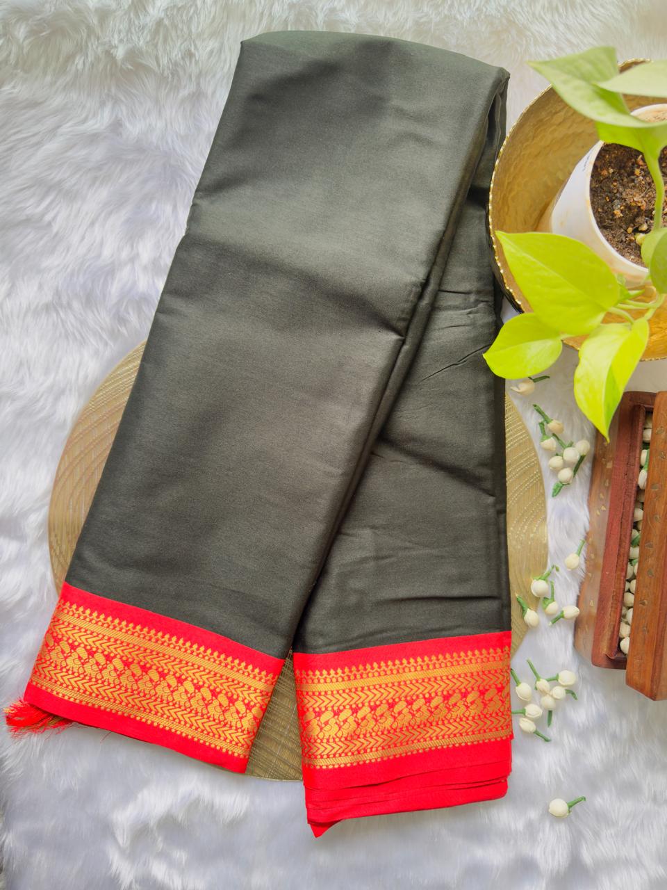 RED SMALL BORDER BLACK BODY SILK COTTON SAREE