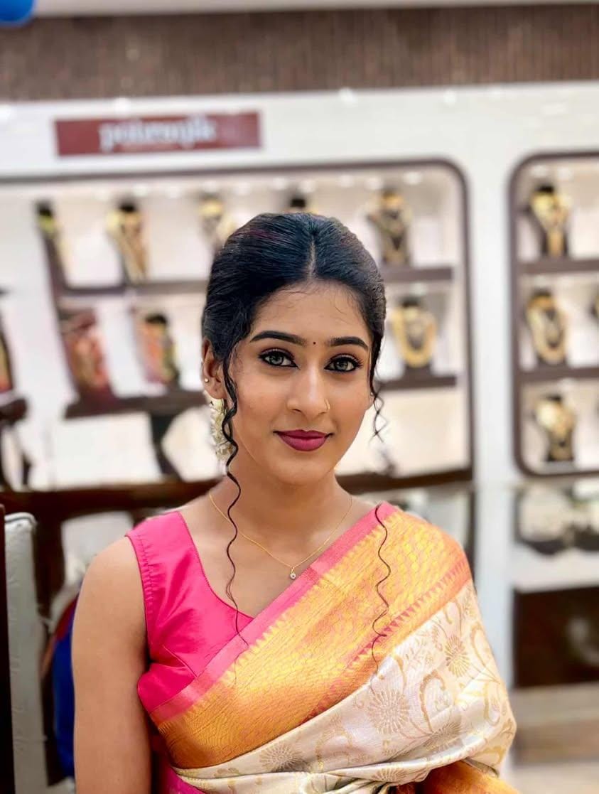 CREAM SOFT SILK SAREE WITH GOLDEN DESIGN AND RICH RED BIG BORDER