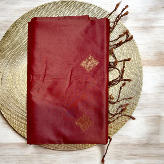 SOFT SILK SAREE – GOLDEN PALE PINK WITH SMALL DIAMOND BUTTA AND BIG DESIGN BUTTA BORDERLESS