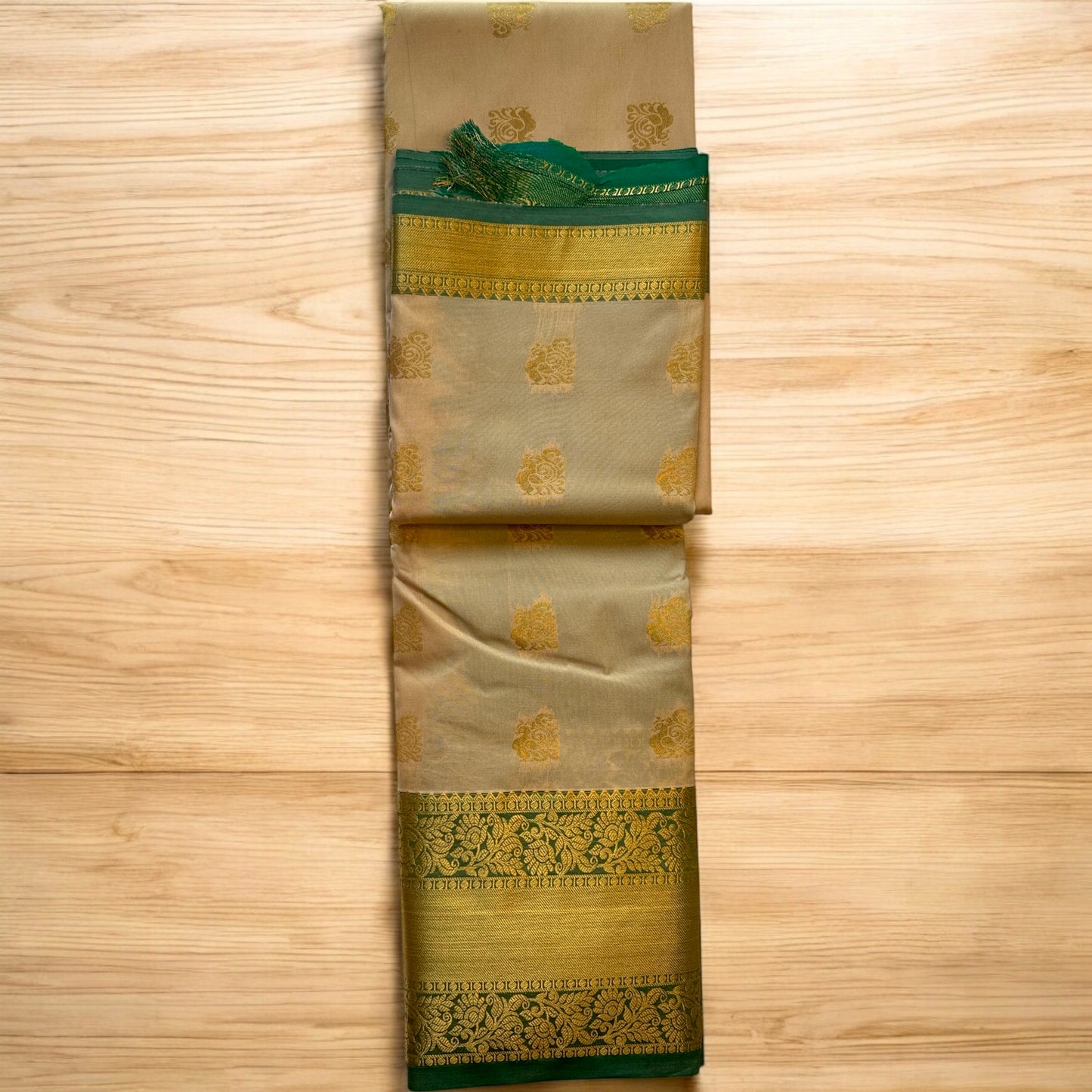 SILK SAREE – OFFWHITE WITH PEACOCK BUTTA AND GREEN-GOLDEN BIG BORDER