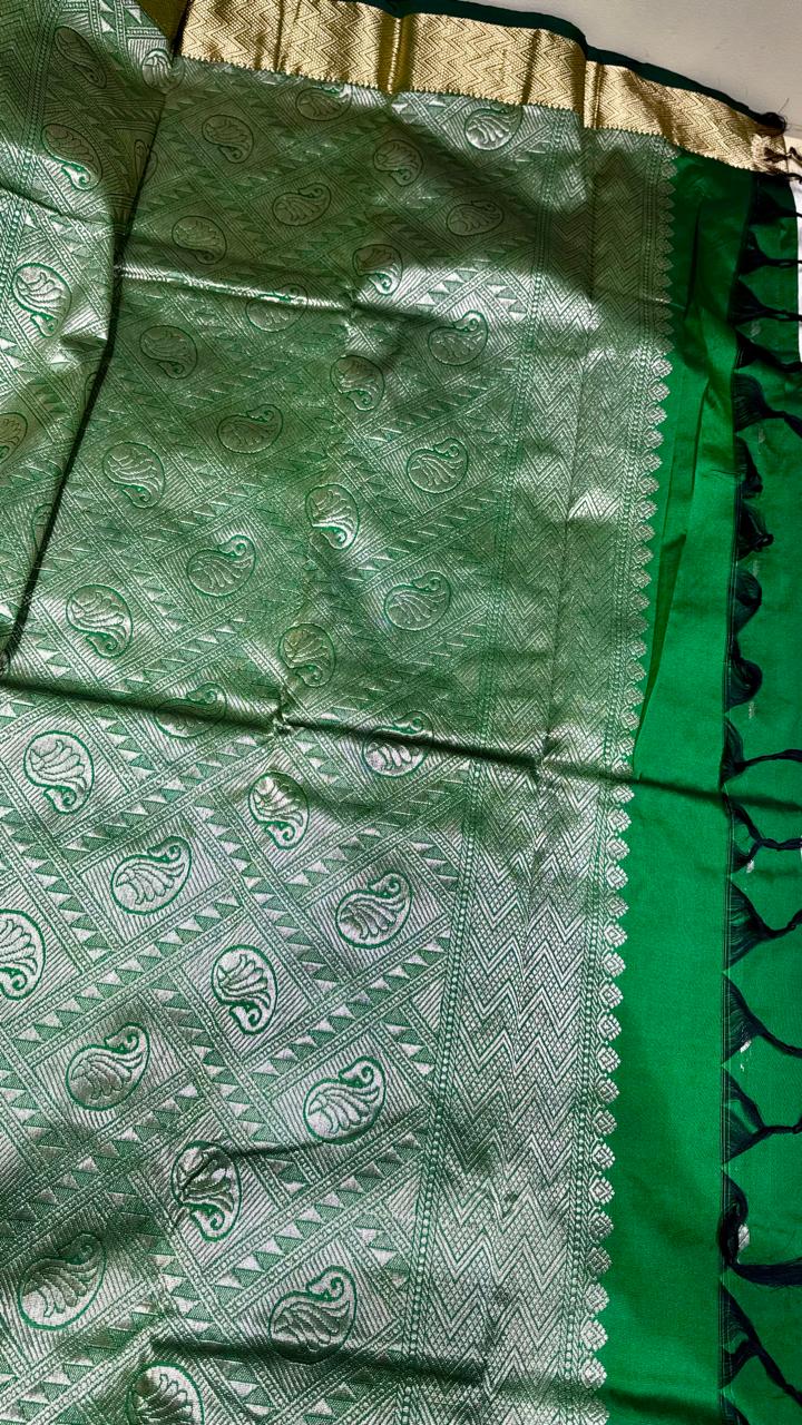 BOTTLE GREEN SEMI-SILK - SMALL BORDER